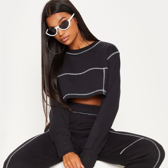 PrettyLittleThing Tops - PrettyLittleThing Black Contrast Stitch Crop Sweatshirt